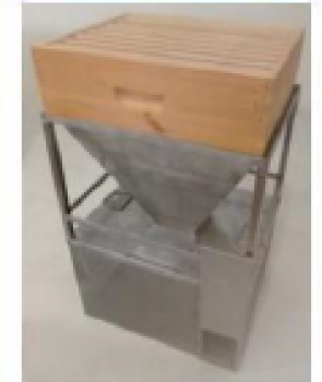 Quadratischer Edelstahlbehälter zum Abfüllen von Bienen